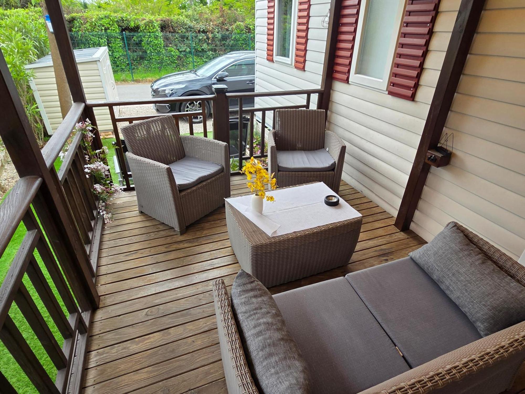 Fabuleux Mobil-Homme 4/6 Personnes Hotell Fréjus Exteriör bild